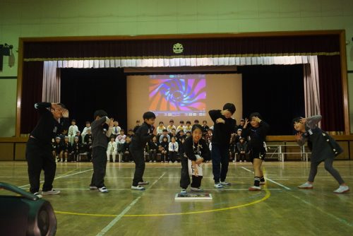 8fe7abfb81b904656d2fd0e99208a365