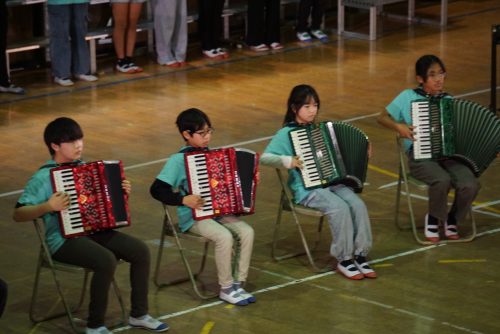 5424d566c3f97f94666ad919c2cd16b4